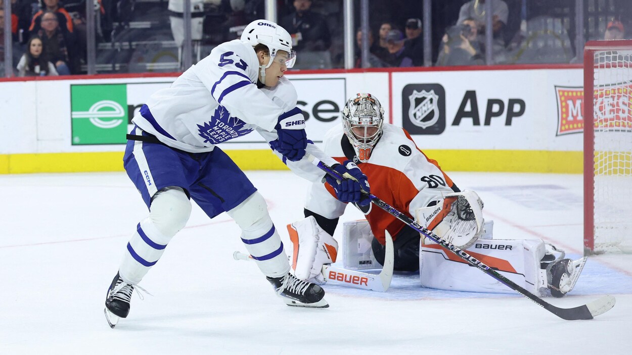 Cowan tranche en prolongation pour les Maple Leafs face aux Flyers