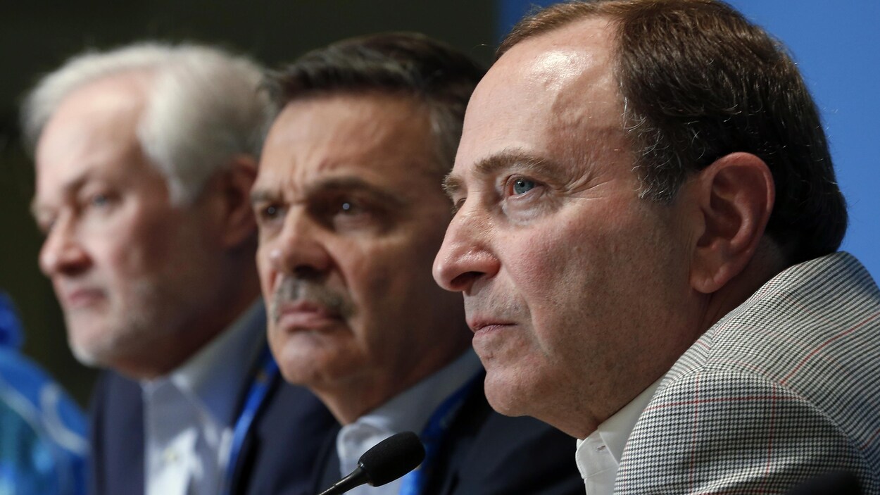 Donald Fehr, René Fasel et Gary Bettman Donald Fehr, René Fasel et Gary Bettman