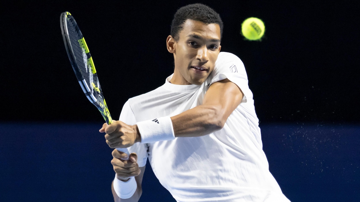 Félix Auger-Aliassime sort vainqueur face à Gabriel Diallo à Bâle