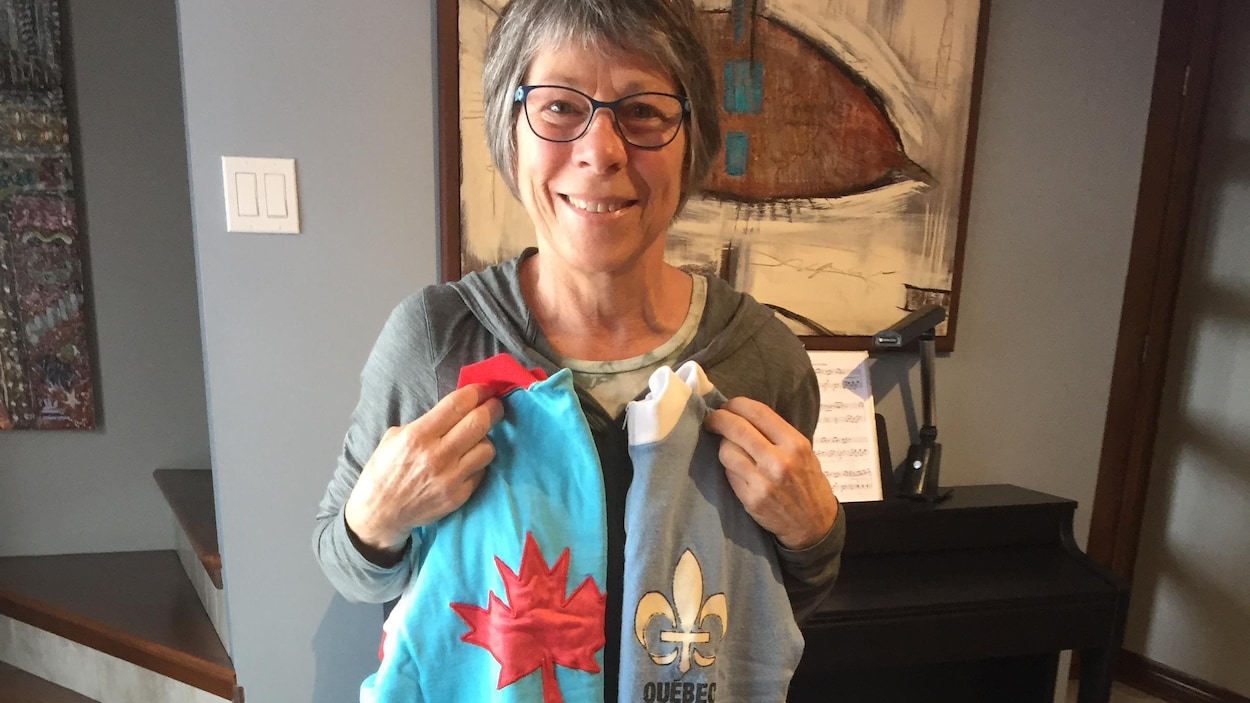 France Richer avec son maillot de championne canadienne et québécoise.