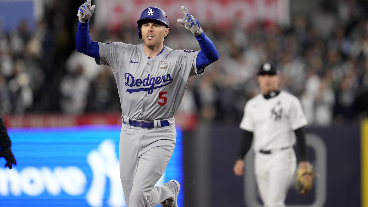 Freddie Freeman Powers Dodgers to 4-2 Victory Over Yankees in World Series Game 3