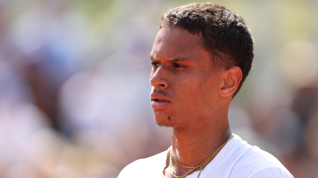 Gabriel Diallo abandonne le tournoi au premier tour à Roland-Garros