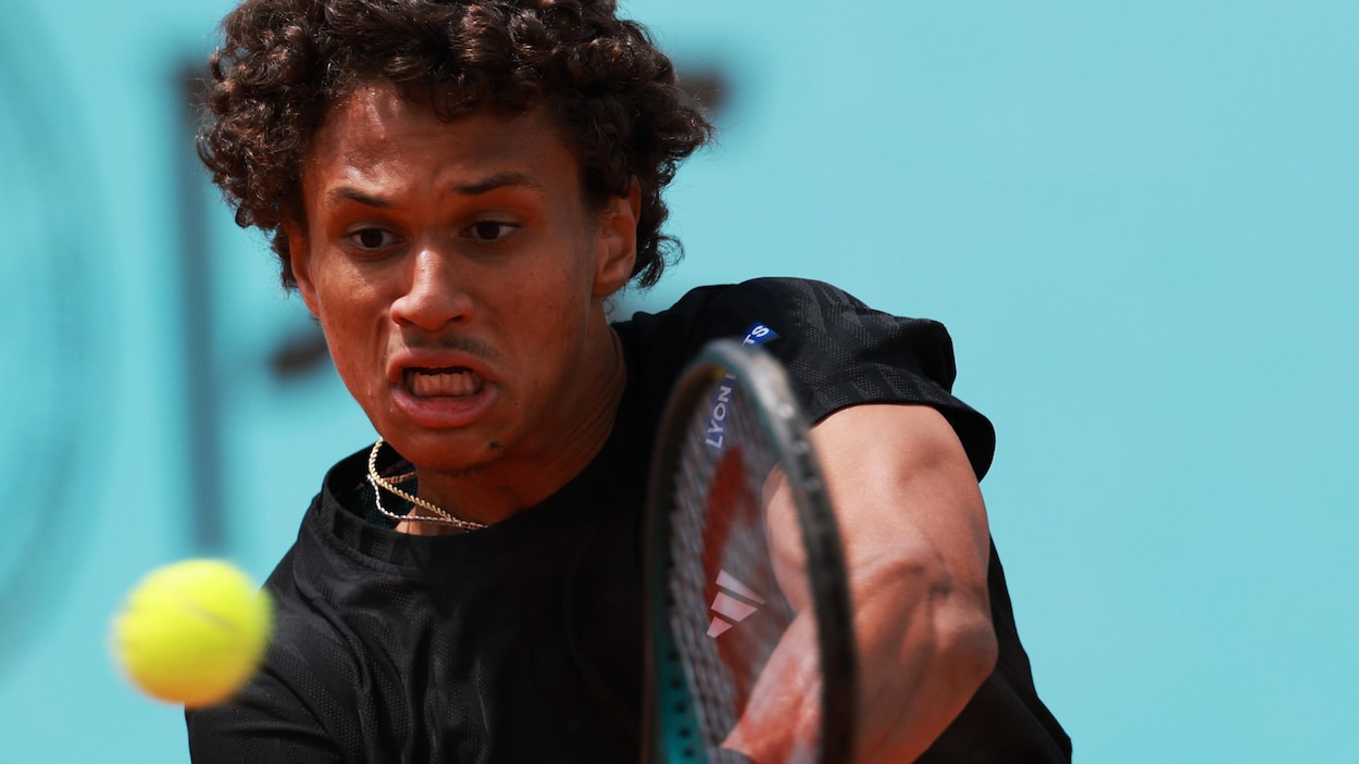 Diallo a mis ses bottes et son casque contre Norrie