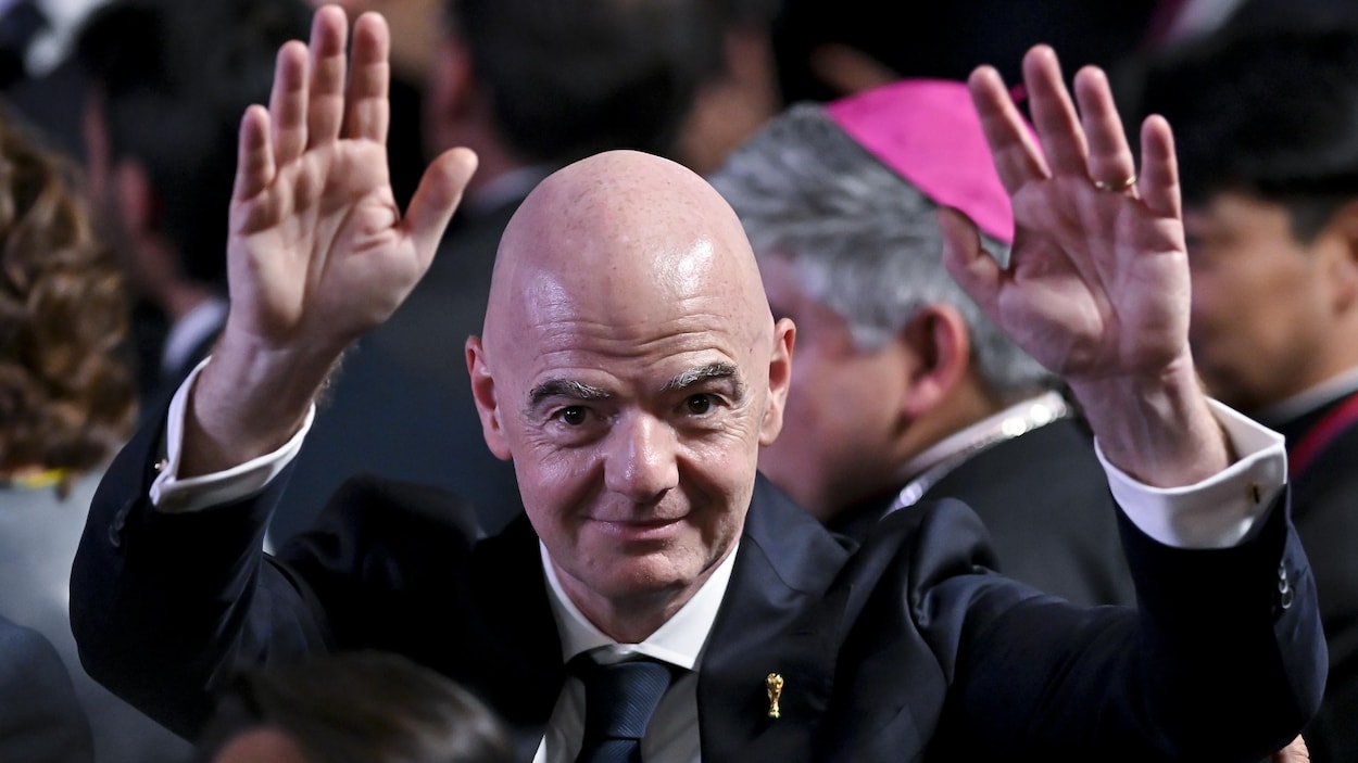 Infantino assiste à un tournoi dans les Caraïbes malgré la controverse