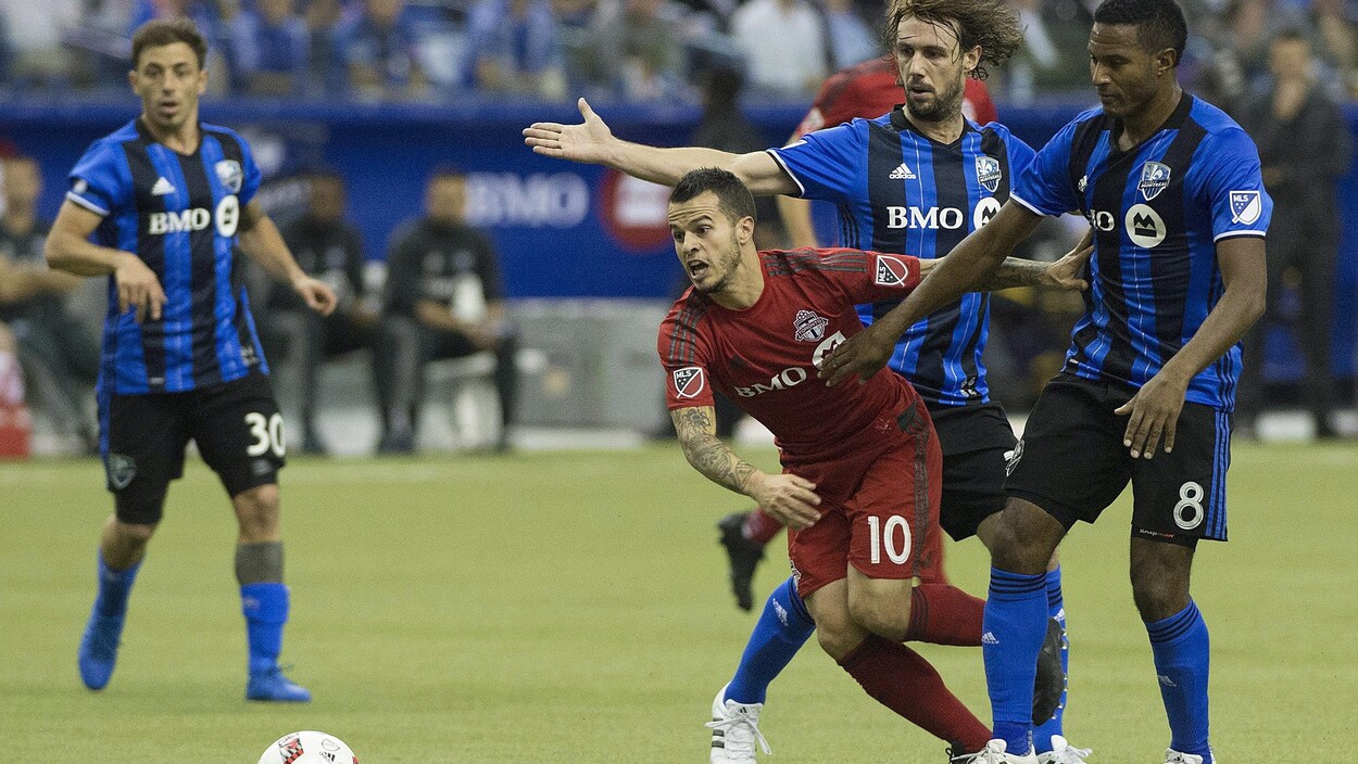 Un promoteur veut profiter de la popularité de l'Impact de Montréal et du Toronto FC pour vendre l'idée d'une équipe de soccer professionnelle à Halifax. Un promoteur veut profiter de la popularité de l'Impact de Montréal et du Toronto FC pour vendre l'idée d'une équipe de soccer professionnelle à Halifax.