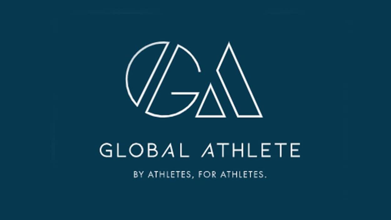 L'emblème du mouvement Global Athlete et son slogan : Par les athlètes, pour les athlètes
