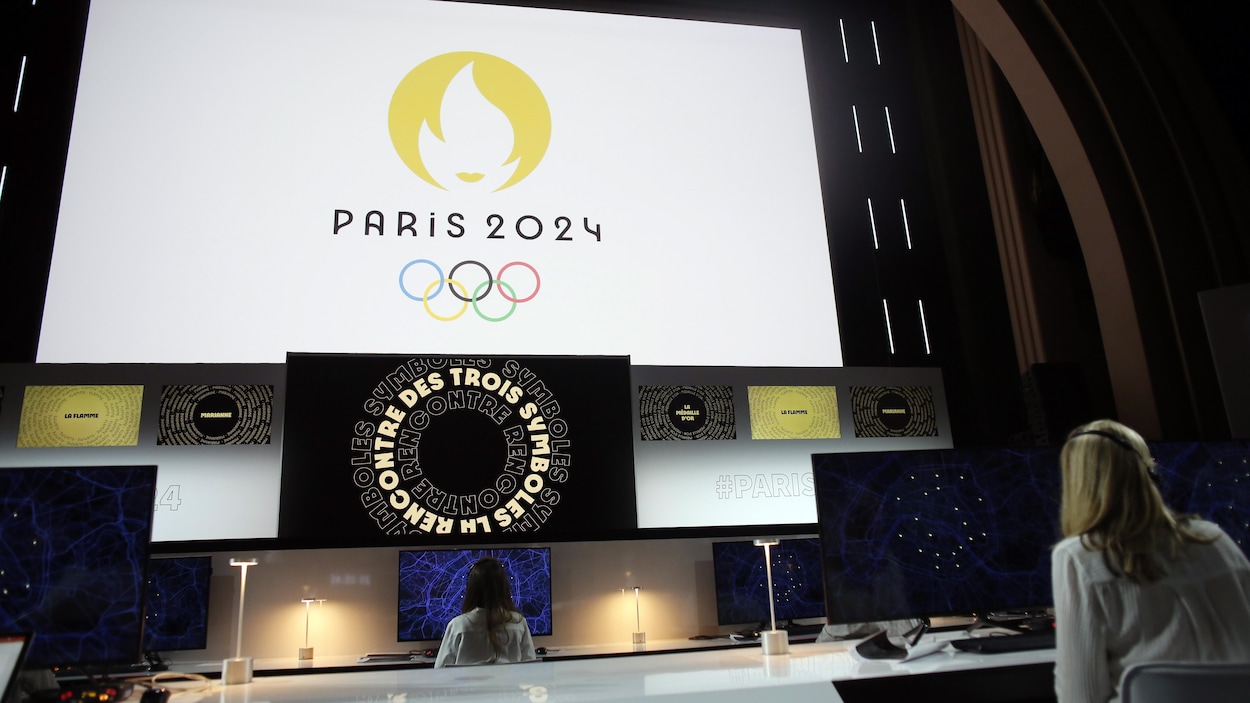 Une Marianne dorée, nouveau symbole des Jeux olympiques de Paris ICI