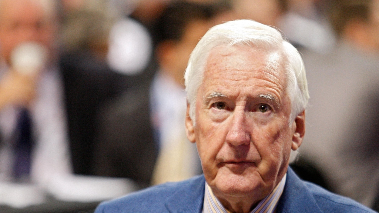 Cliff Fletcher, bâtisseur des Flames et des Maple Leafs, est décédé à 90 ans