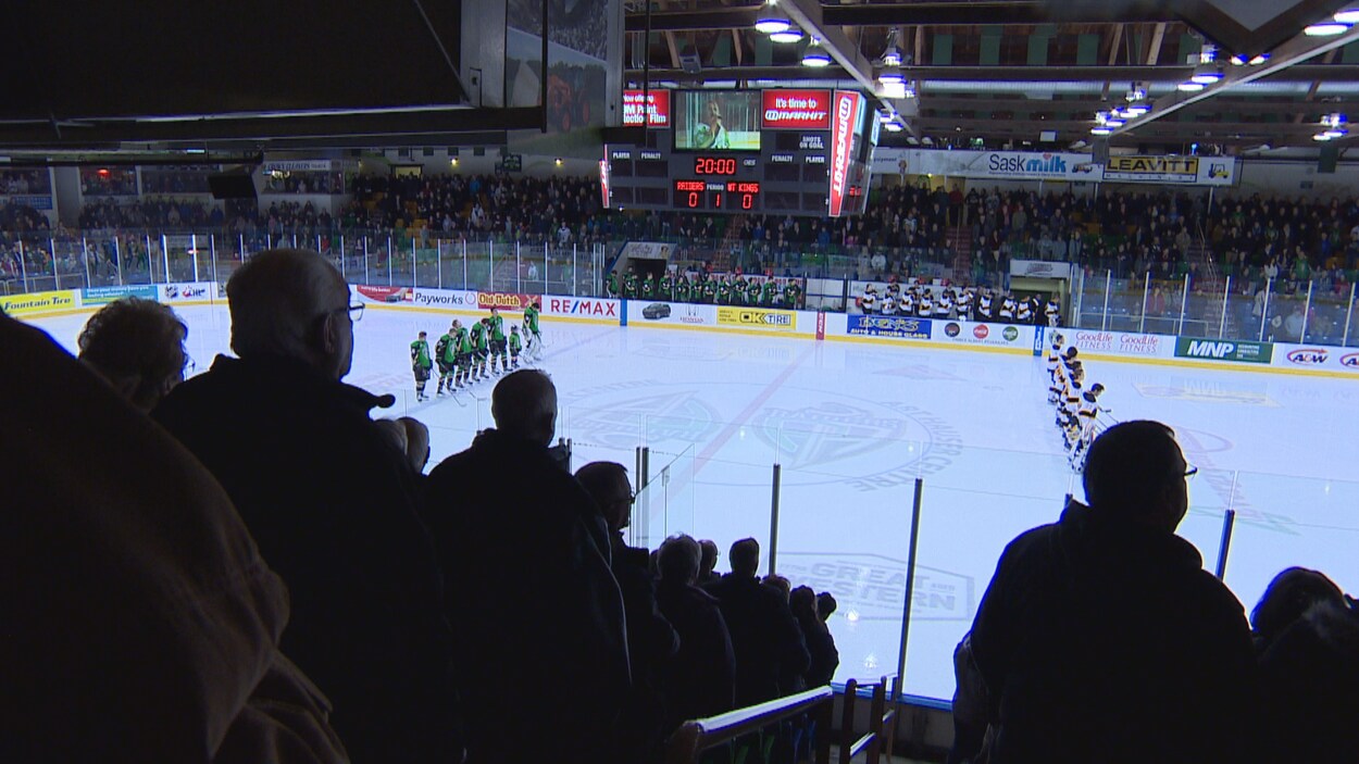 Cette saison, les Raiders de Prince Albert ont augmenté leur moyenne d'assistance d'environ 500 partisans par match local.