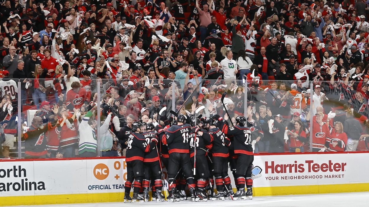 Taylor Hall brise le coeur des Flyers en prolongation