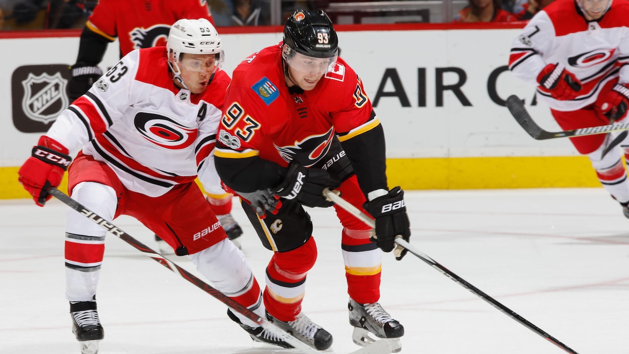 Jeff Skinner et Sam Bennett Jeff Skinner et Sam Bennett