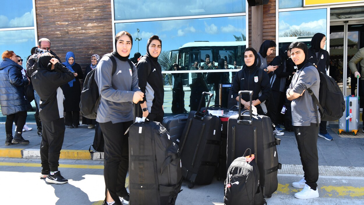 La plupart des footballeuses iraniennes de retour au pays
