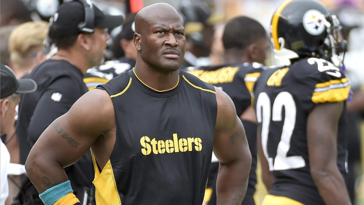 James Harrison sur la touche à sa dernière saison avec les Steelers James Harrison sur la touche à sa dernière saison avec les Steelers