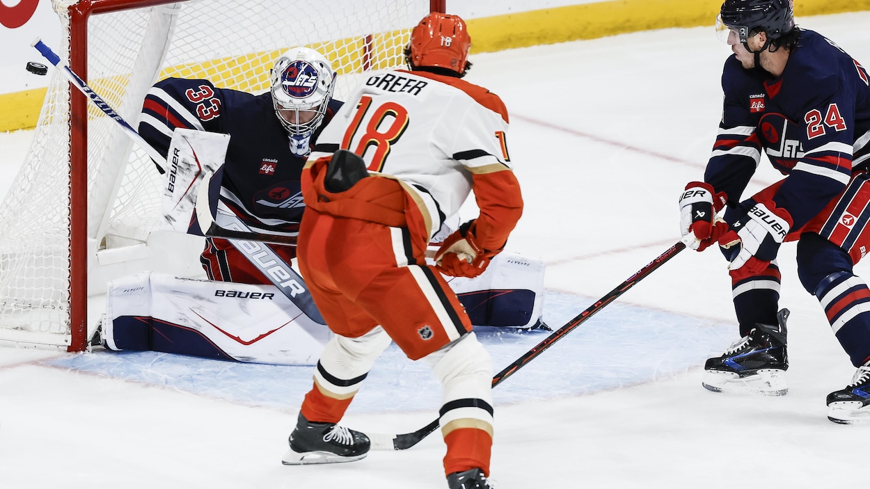 Les Jets s’inclinent devant les Ducks