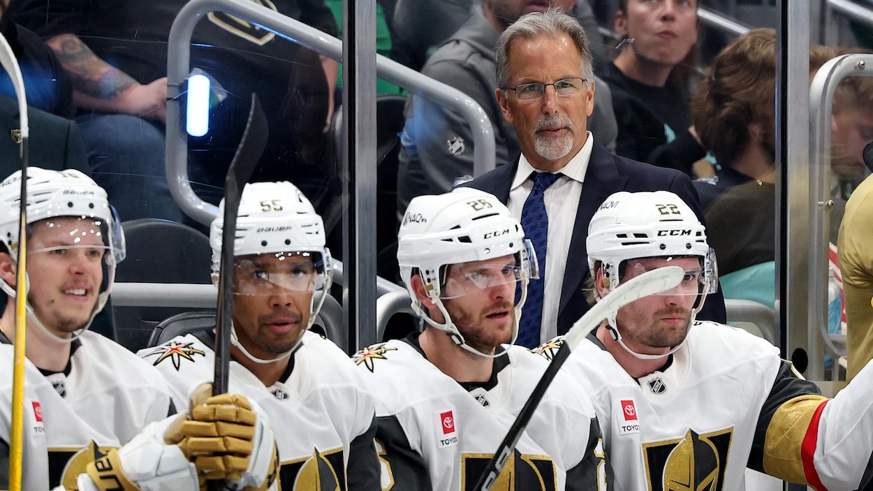 Les Golden Knights perdent un choix de 2e tour pour avoir tourné le dos aux médias