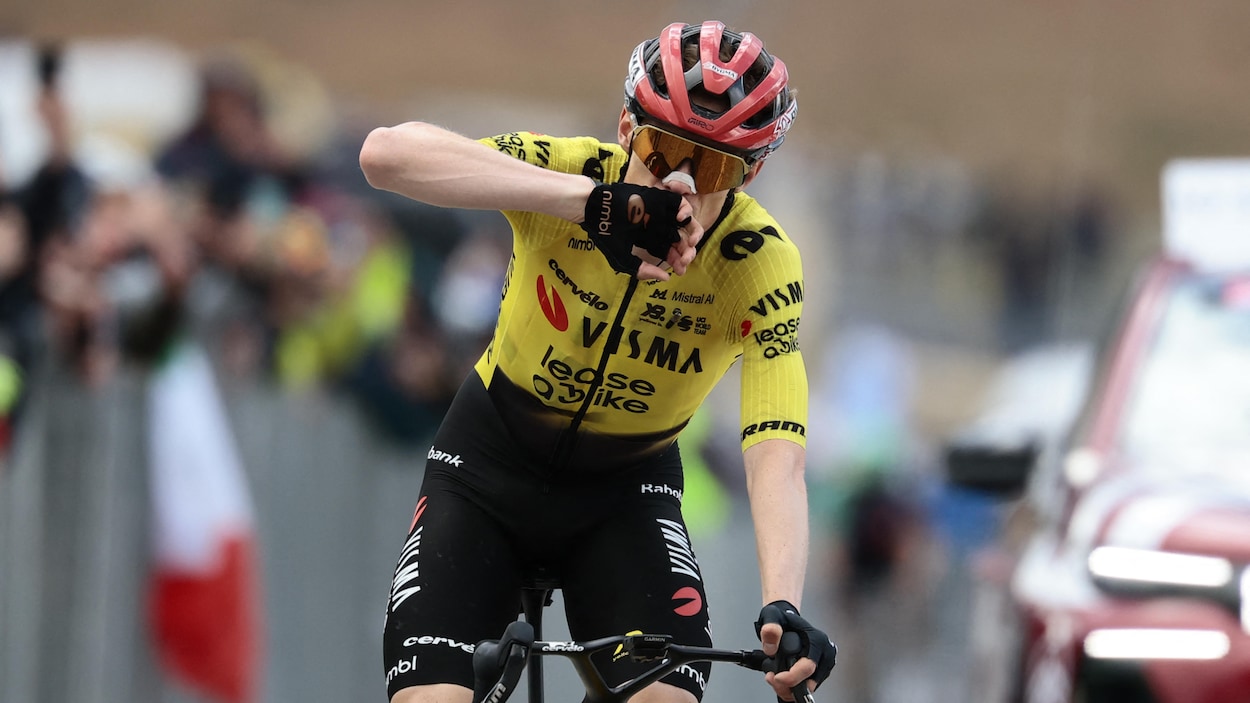Tour d’Italie : Jonas Vingegaard s’impose en solitaire dans la 7e étape