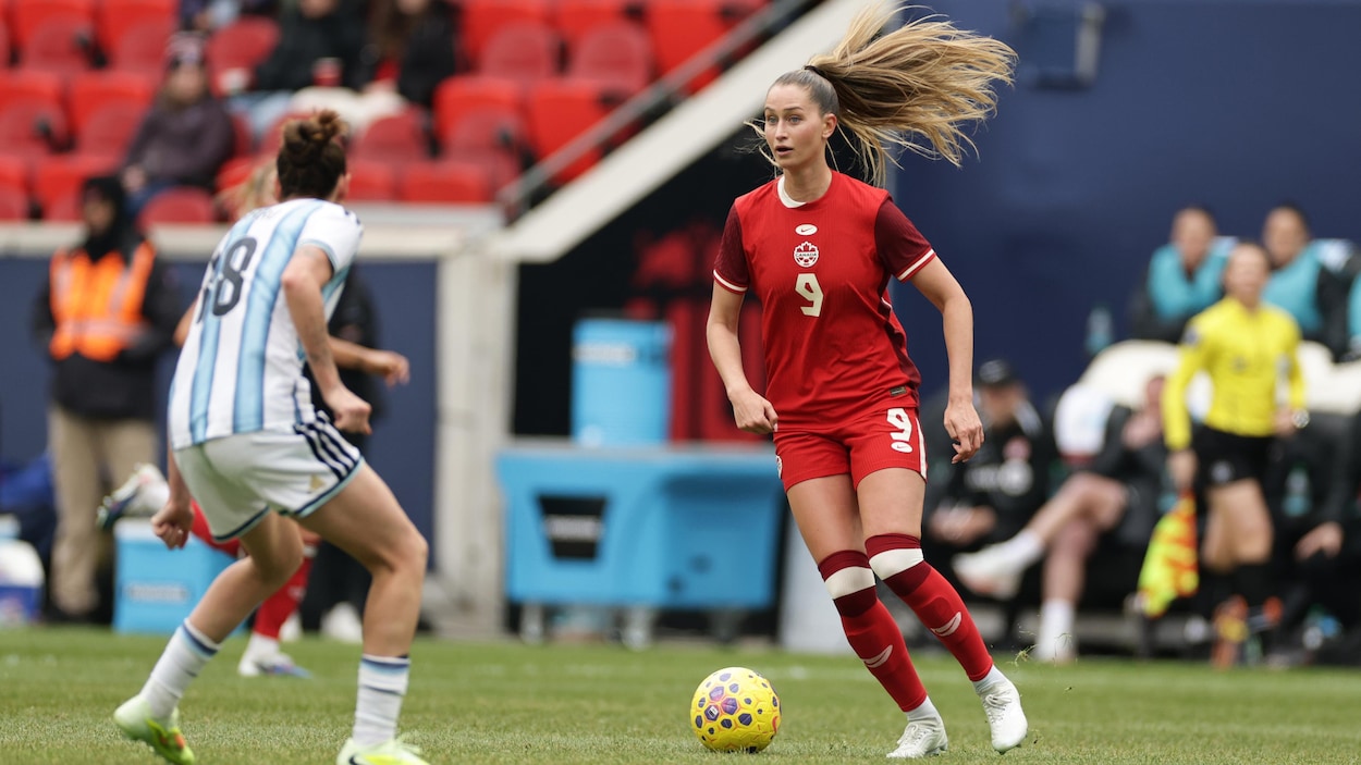 Soccer : une blessure à un genou met fin à la saison de Jordyn Huitema
