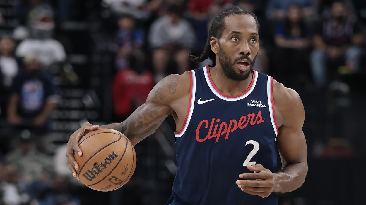 Les Raptors suspendent l’échange de Kawhi Leonard pendant l’enquête de la NBA