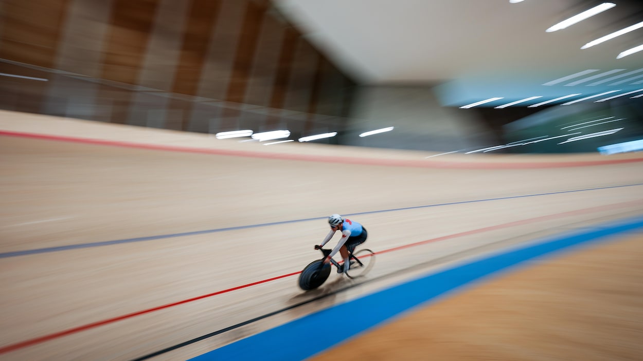 La championne olympique Kelsey Mitchell se remet au cyclisme après le bobsleigh