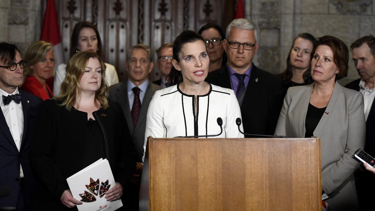 Kirsty Duncan, lors de son point de presse