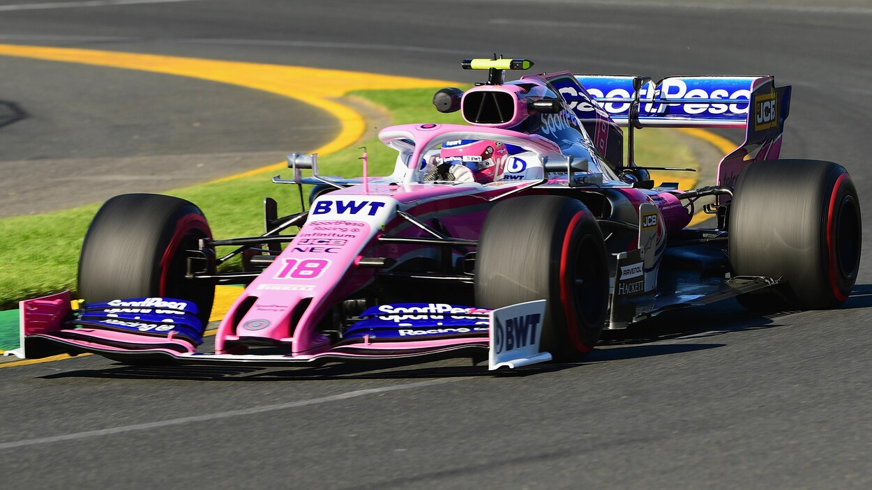 Lance Stroll en piste dans la RP19 de l'équipe Racing Point à Melbourne