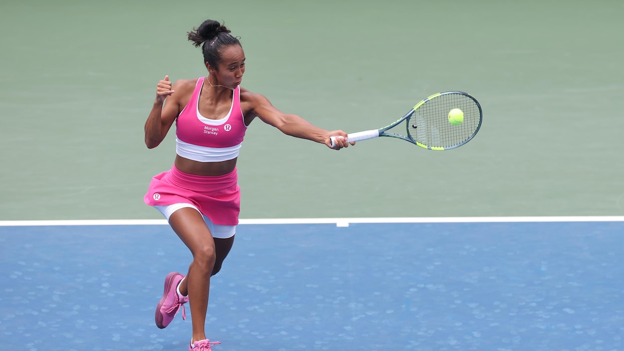 Leylah Annie Fernandez passe au 2e tour des Internationaux des États-Unis