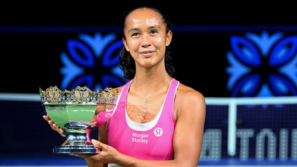 Leylah Annie Fernandez remporte le titre à Singapour