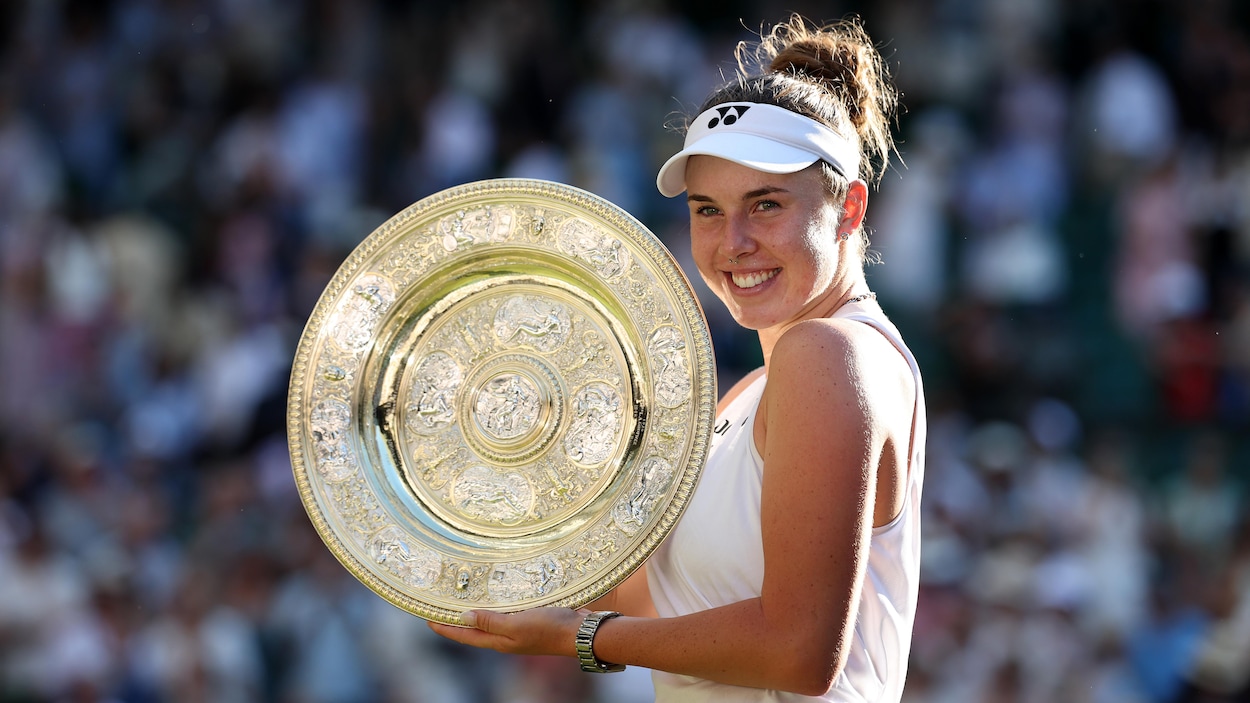 Linda Noskova vient à bout de Karolina Muchova en finale de Wimbledon