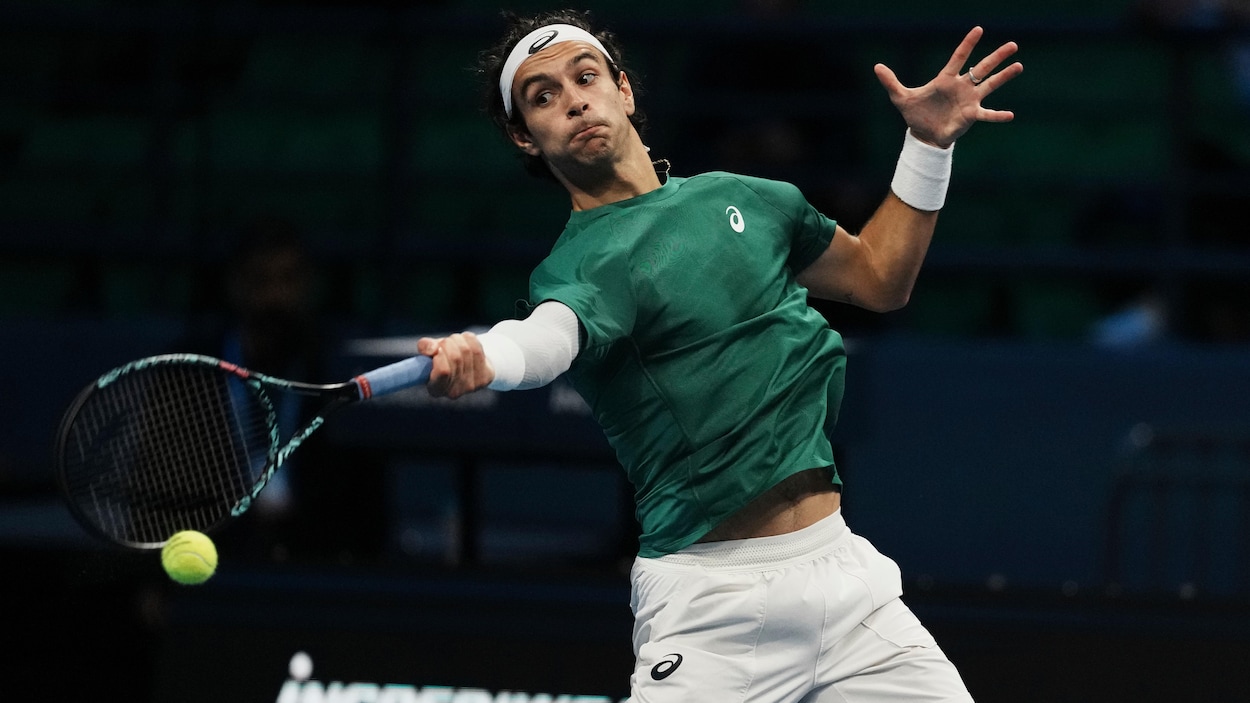 Lorenzo Musetti passe en finale à Athènes et se rapproche de Félix Auger-Aliassime