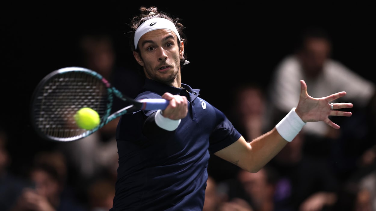 Musetti fait durer le suspense avec Auger-Aliassime pour les finales de l’ATP