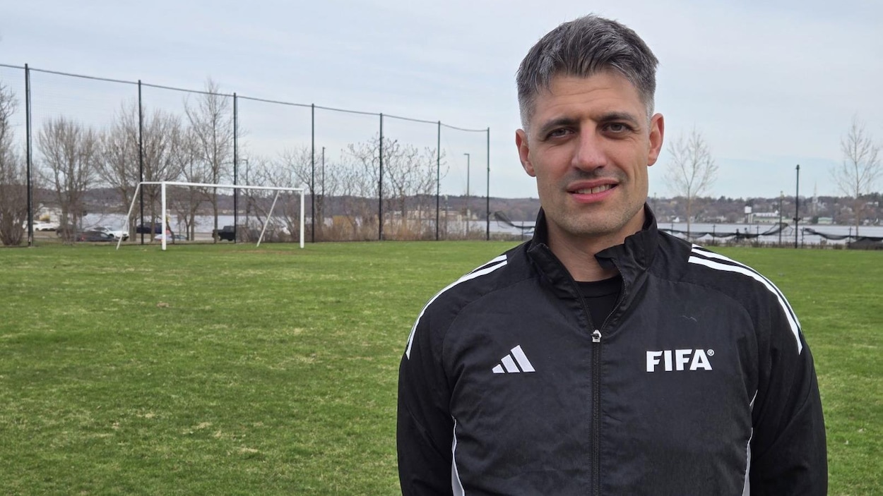 Lyes Arfa, le notaire arbitre à la Coupe du monde