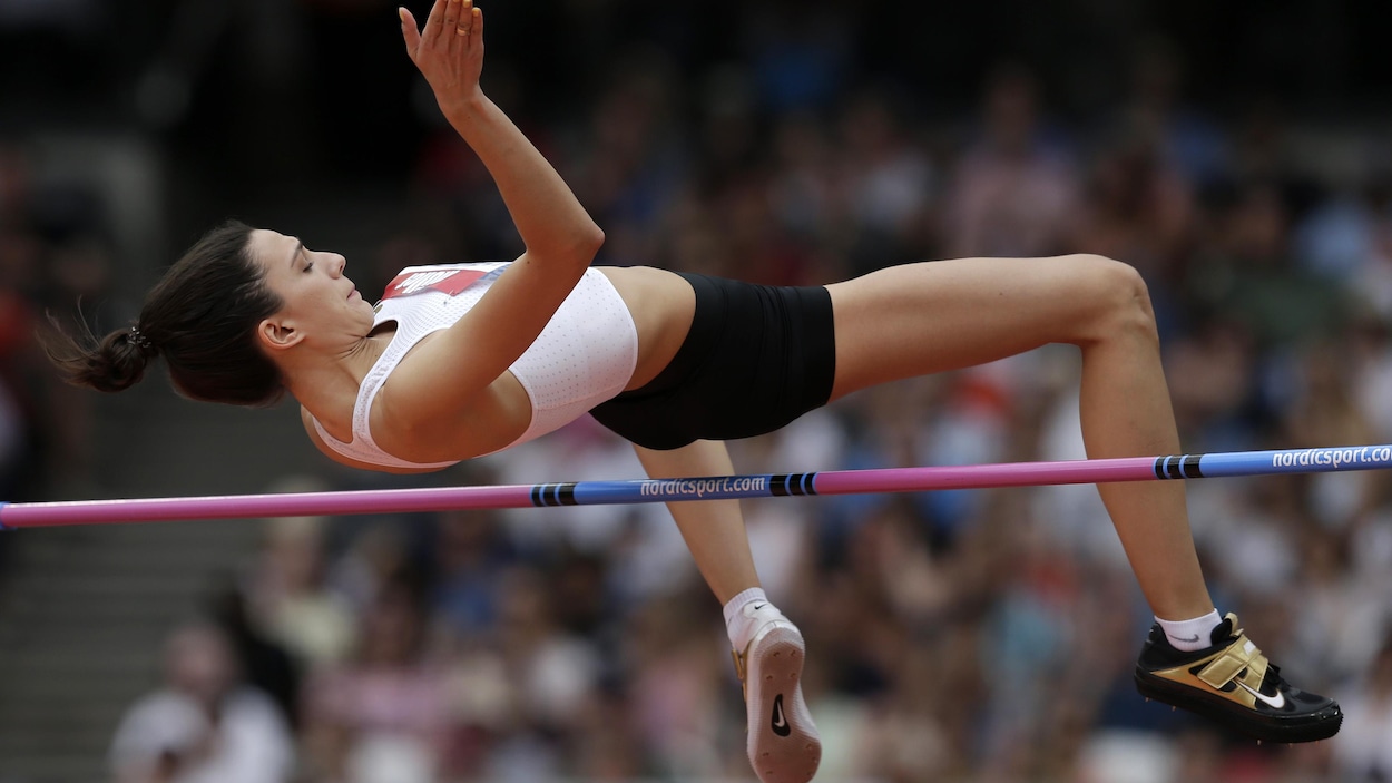 Mariya Lasitskene en action à Londres, en 2018.