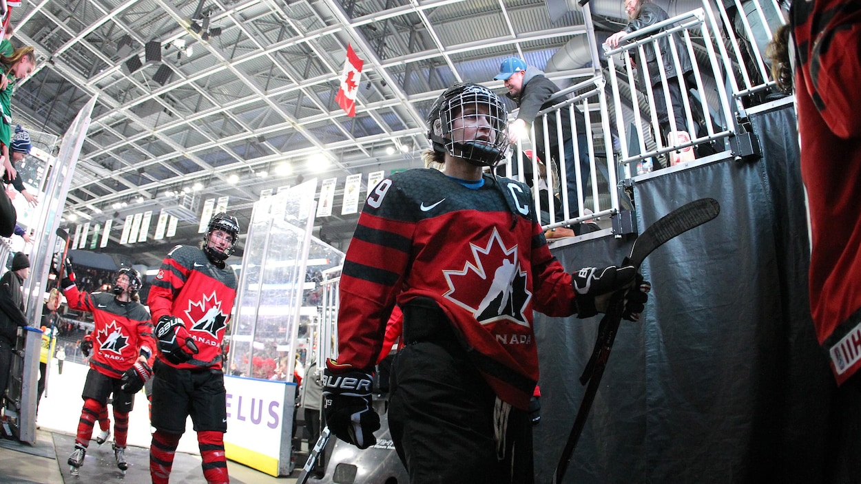 Marie-Philip Poulin (no 29)