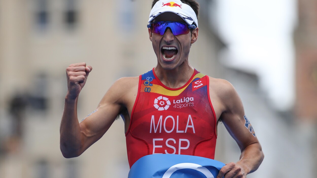 Mario Mola.