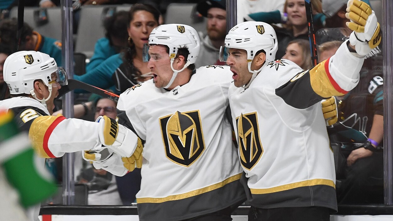 Mark Stone (au centre) et Max Pacioretty