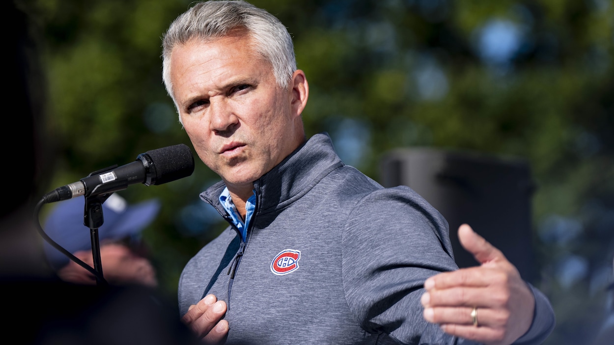 Martin St-Louis continuera de diriger le Canadien sur sa trajectoire ascendante