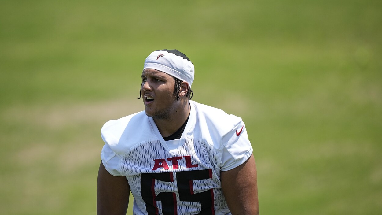 Matthew Bergeron s’abreuve des conseils des vétérans des Falcons d