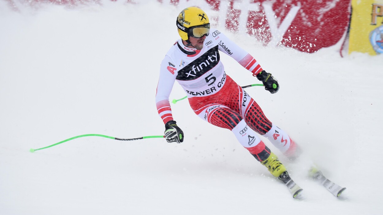 L'Autrichien Max Franz franchit la ligne d'arrivée du super-G de Beaver Creek, au Colorado