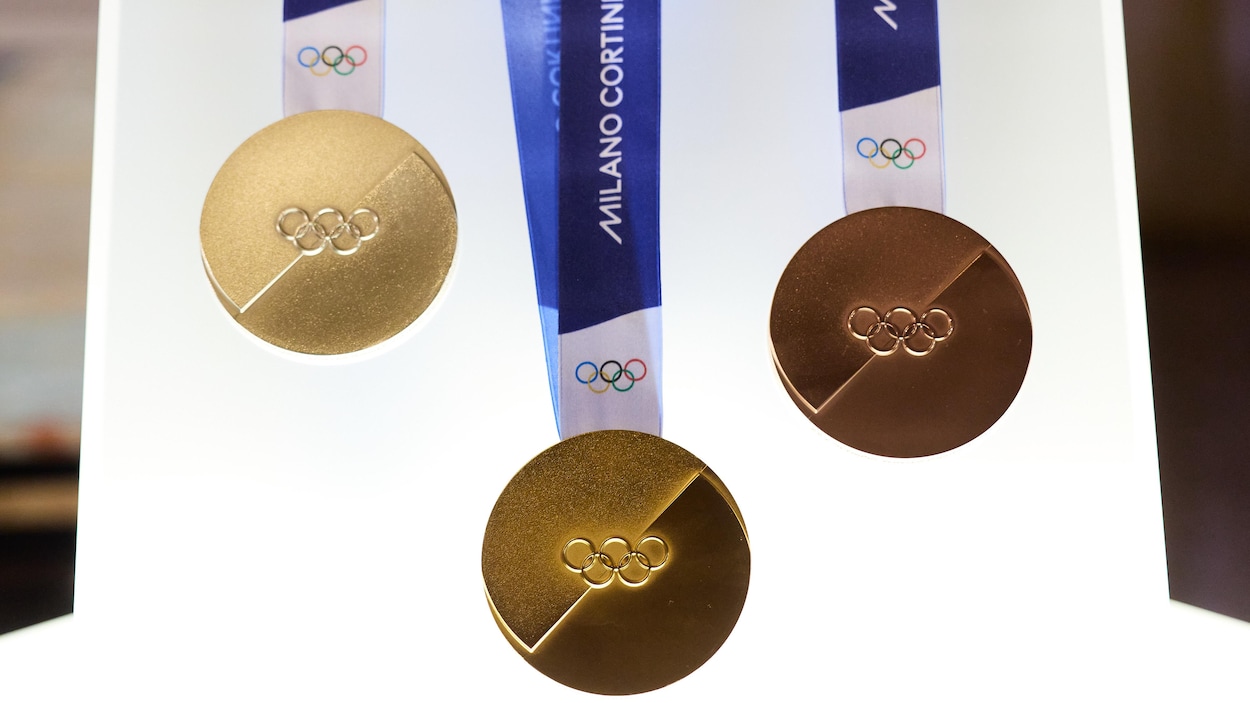 Les médailles des Jeux olympiques de Milan-Cortina sont dévoilées