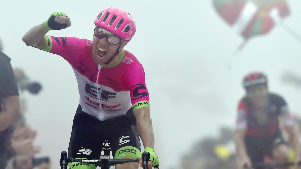 Le Canadien Michael Woods (EF Education First) a remporté mercredi la 17e étape du Tour d'Espagne au sommet du mont Oiz, au Pays basque.
