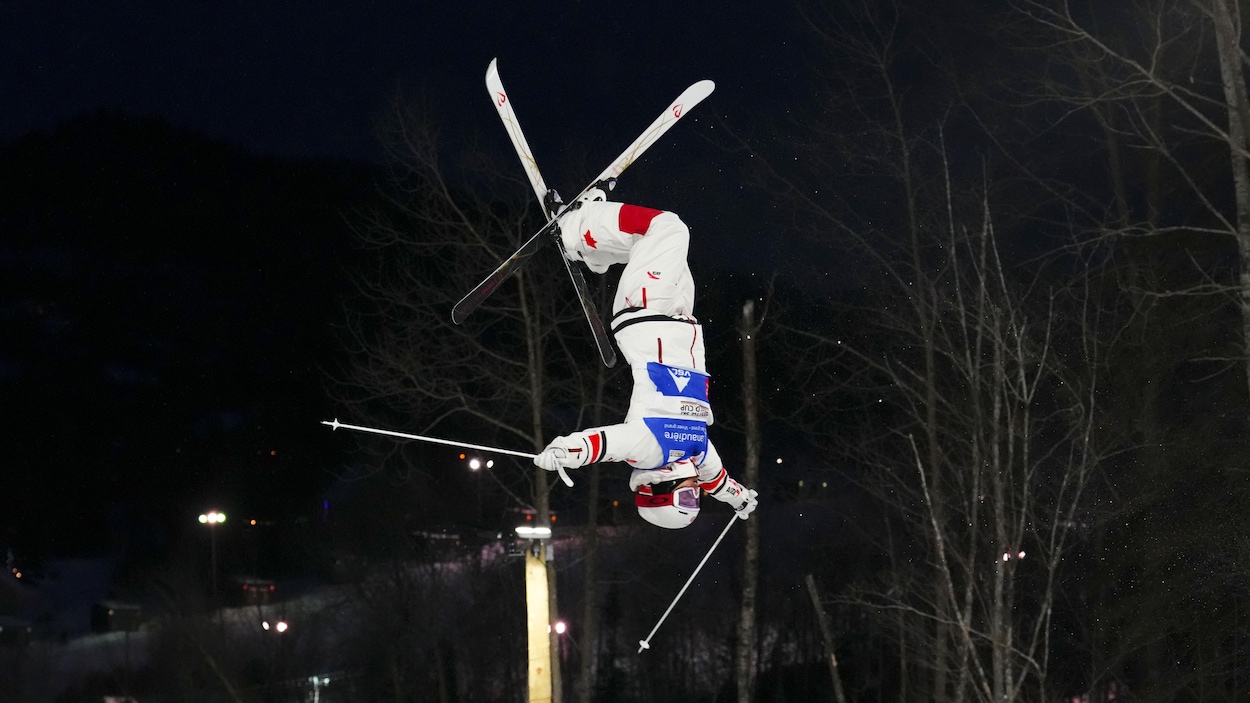 Mikaël Kingsbury entame sa saison avec le bronze RadioCanada