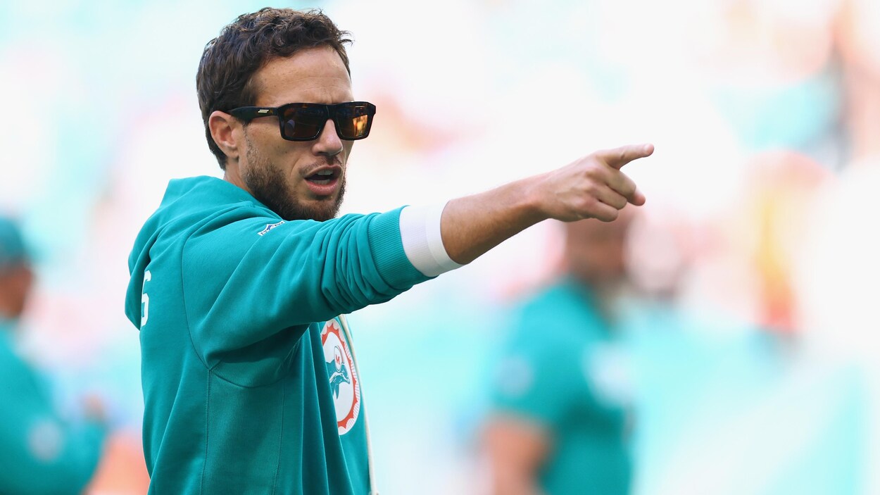 Les Dolphins congédient leur entraîneur-chef Mike McDaniel