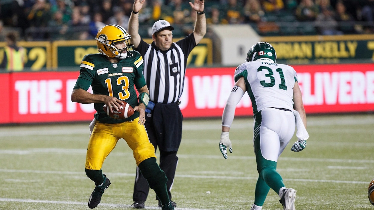 Mike Reilly a marqué le touché qui a donné la victoire aux Eskimos. Mike Reilly a marqué le touché qui a donné la victoire aux Eskimos.