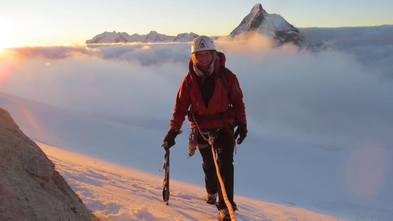 Monique Richard tentera de devenir la première femme à gravir le mont Logan en solo. Monique Richard tentera de devenir la première femme à gravir le mont Logan en solo.