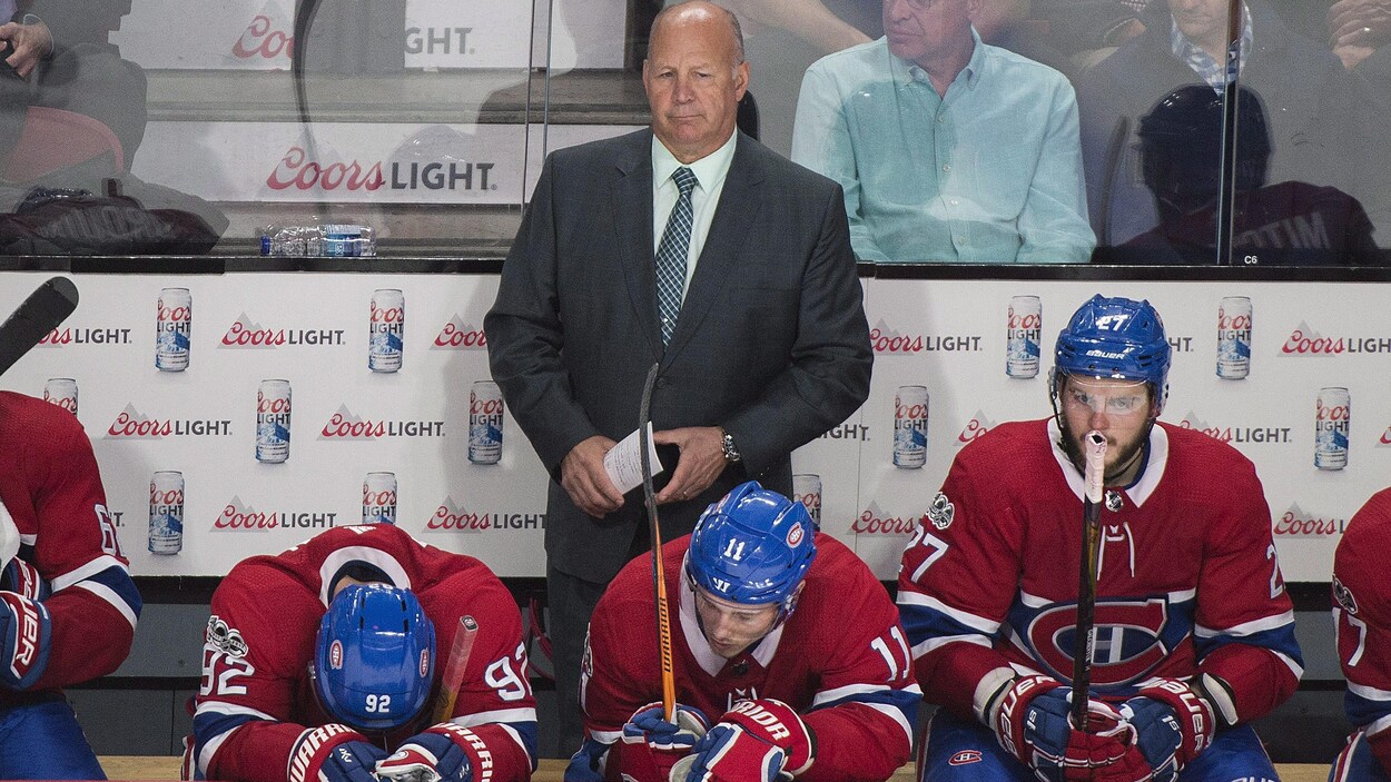 Claude Julien, Jonathan Drouin (no 92), Brendan Gallagher (no 11) et Alex Galchenyuk (no 27) Claude Julien, Jonathan Drouin (no 92), Brendan Gallagher (no 11) et Alex Galchenyuk (no 27)