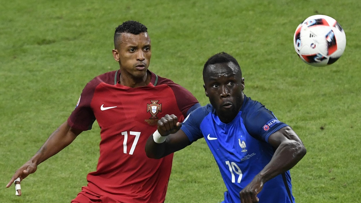 Nani (à gauche) et Bacary Sagna à l'Euro, en 2016