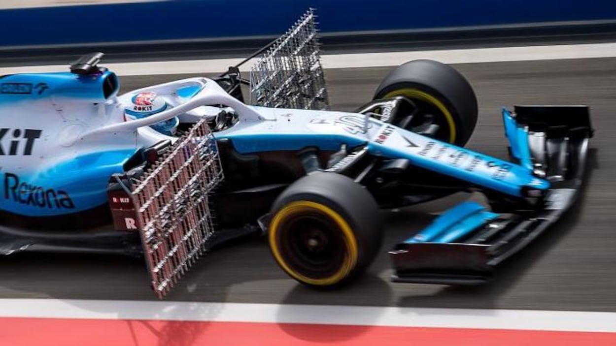La Williams FW42 est muni de grillages pour mesurer la vitesse.