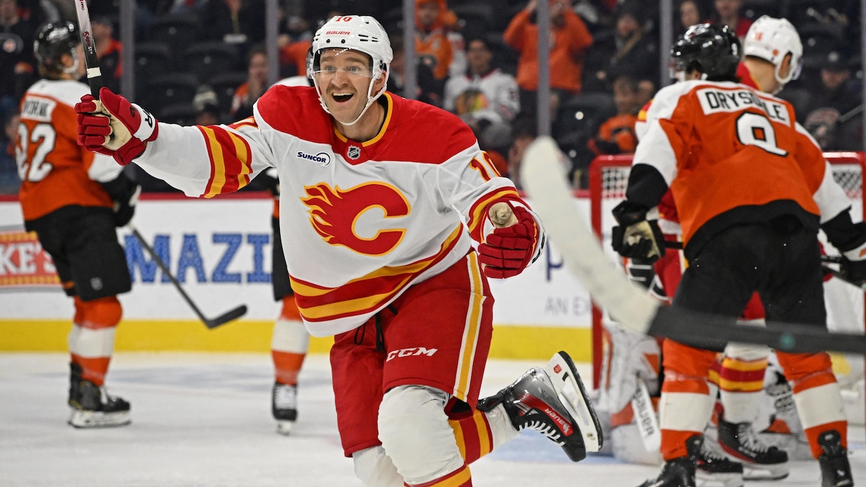 Un doublé de Jonathan Huberdeau donne une rare victoire aux Flames