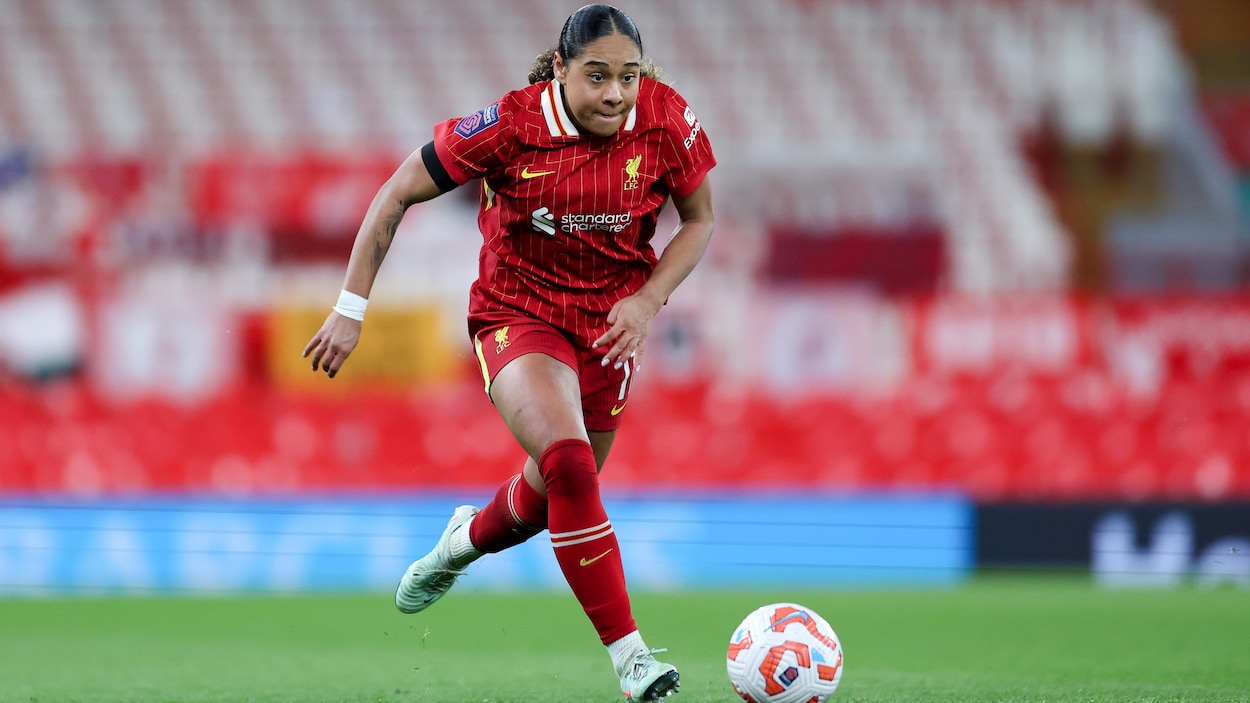 Casey Stoney dévoile la formation canadienne qui affrontera celle du Danemark
