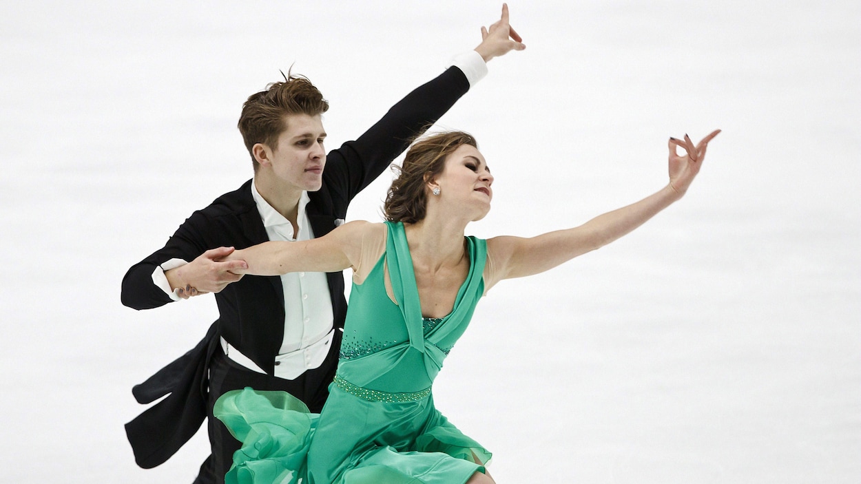 Le duo canadien composé de Carolane Soucisse et Liam Firus a terminé en 4e position en danse lors de l'Omnium Finlandia de patinage artistique. Le duo canadien composé de Carolane Soucisse et Liam Firus a terminé en 4e position en danse lors de l'Omnium Finlandia de patinage artistique.